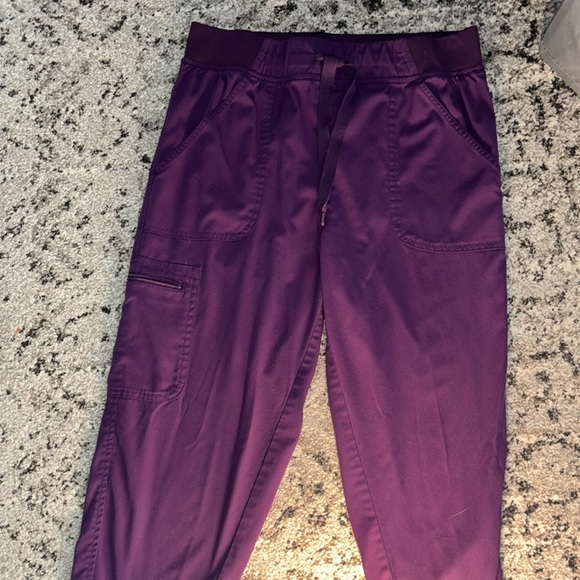 Adar pro scrub joggers, like new! - Picture 2 of 3